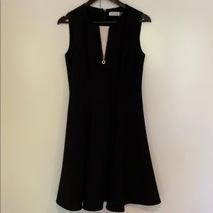 👗Calvin Klein black A-line sleeveless dress 👗